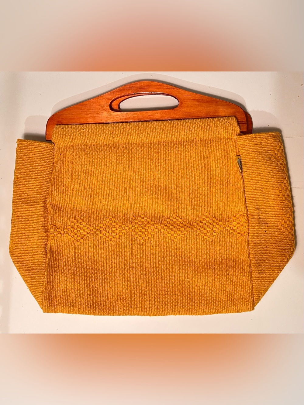 Pinzon Purse
Wooden Handle Handbag Made in Mexico Hand Woven